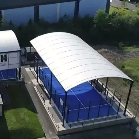 Padel-Halle Beispiel