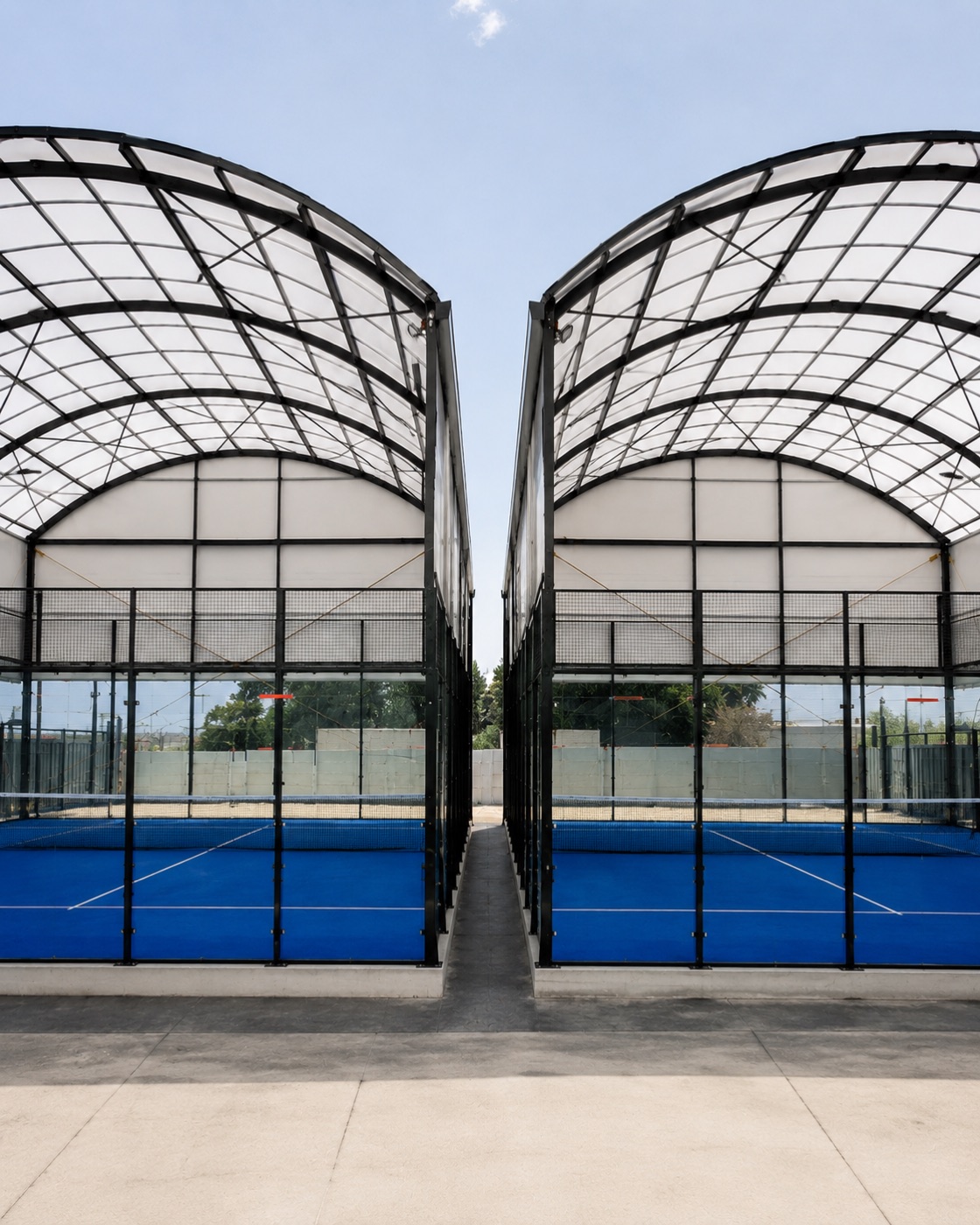 Pickleball-Überdachung 20 × 18 × 6 m Ansicht 3