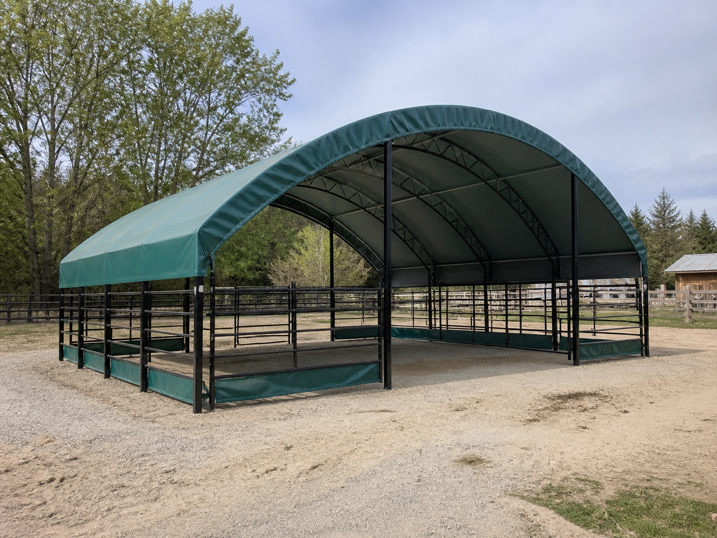 Reitplatzüberdachung 14 × 14 × 6 m Ansicht 3