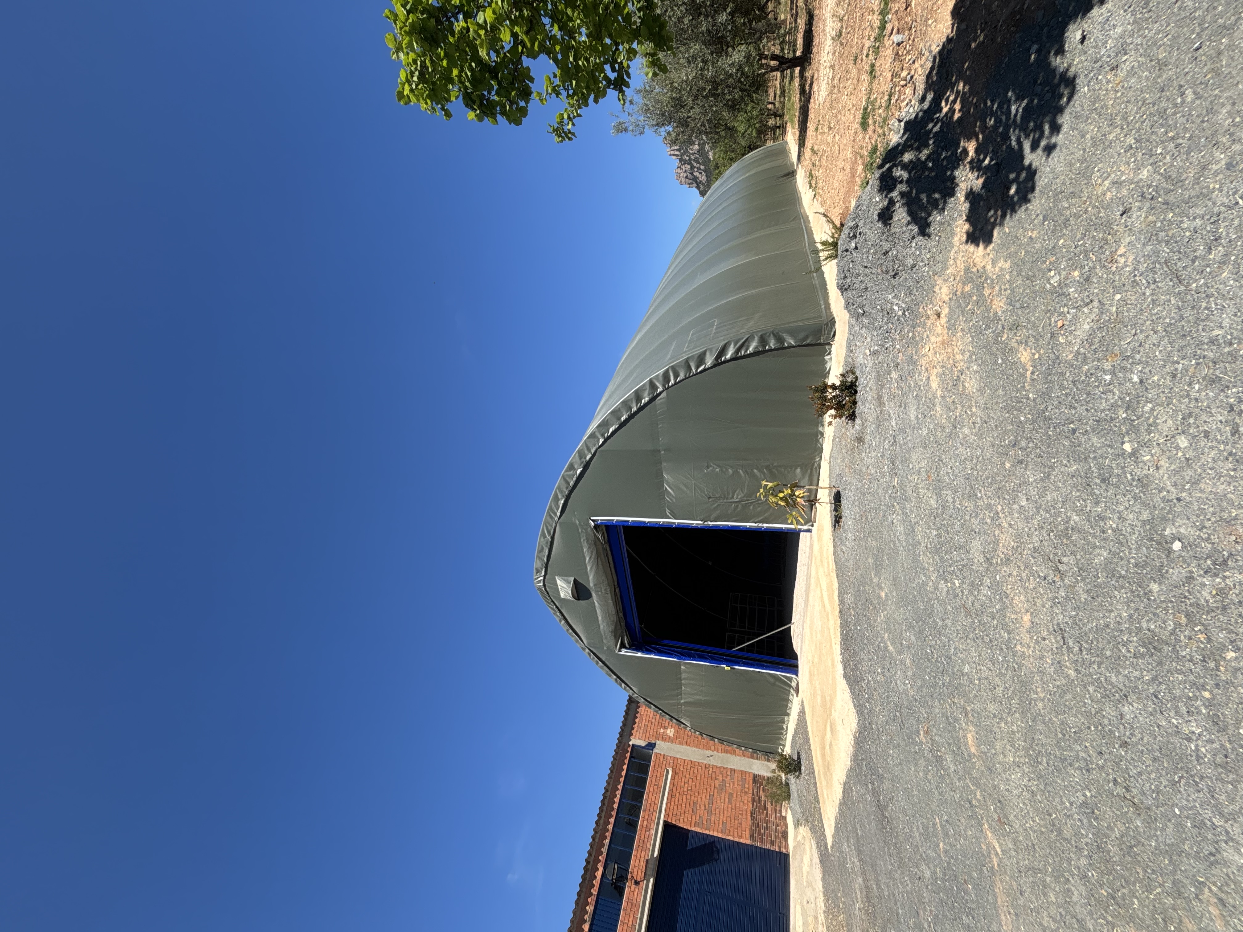 Rundbogenhalle 12,20 × 24 × 6,10 m Ansicht 4