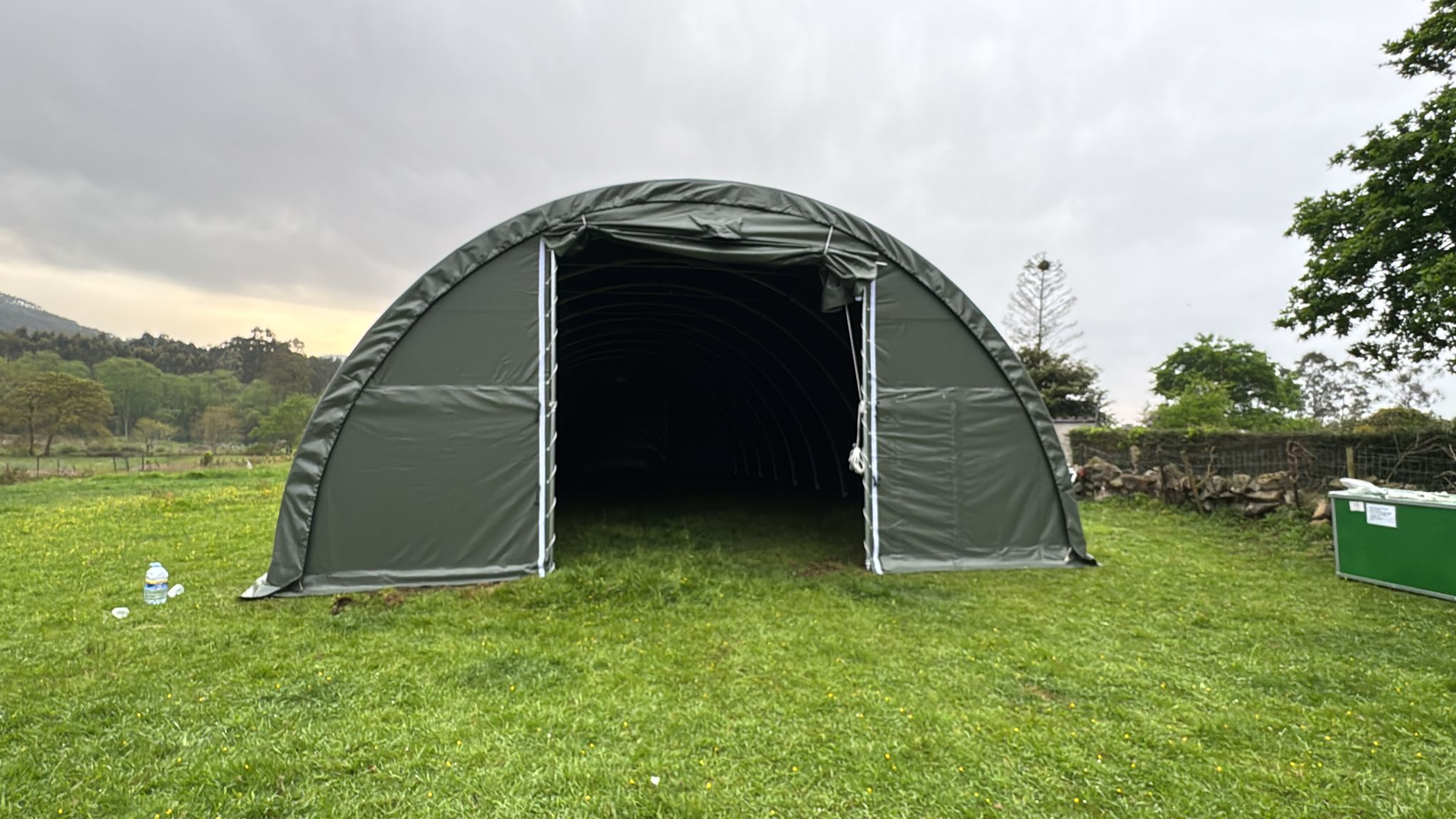 Rundbogenhalle 12,20 × 24 × 6,10 m Ansicht 5